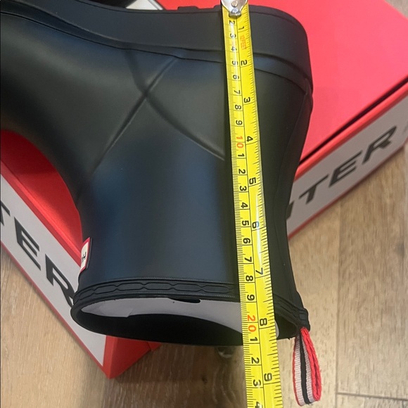 Hunter Women’s Play Black Short Boots Size 9 NWT - Picture 4 of 8